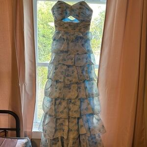 Dress size: US8, never used before, brand-new without tags.